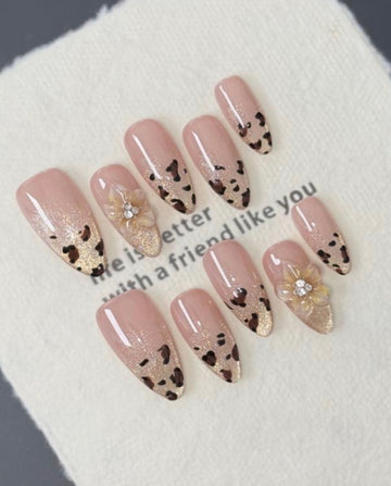 Leopardo floral