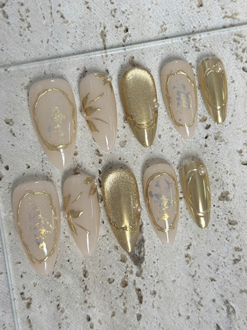 Hojas Doradas